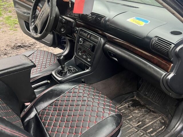 Синий Ауди А4, объемом двигателя 1.8 л и пробегом 200 тыс. км за 2367 $, фото 6 на Automoto.ua