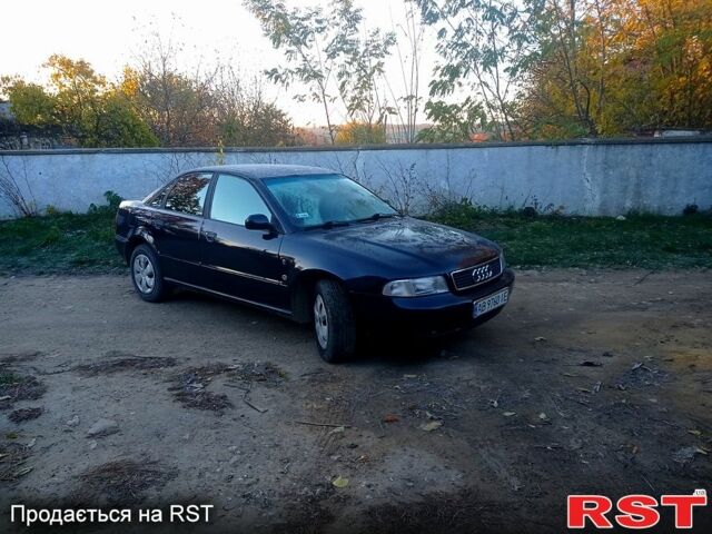 Синий Ауди А4, объемом двигателя 1.8 л и пробегом 265 тыс. км за 3699 $, фото 1 на Automoto.ua