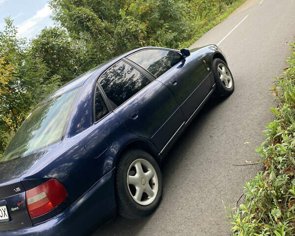 Синий Ауди А4, объемом двигателя 1.8 л и пробегом 430 тыс. км за 2900 $, фото 12 на Automoto.ua