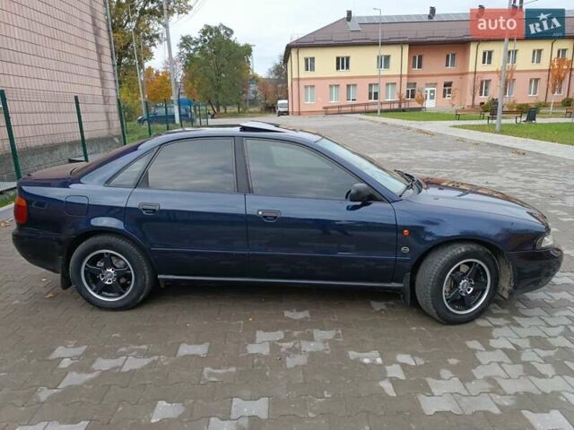 Ауди А4 1996 в Костополе на Automoto.ua Синий Ауди А4, объемом двигателя 1.78 л и пробегом 300 тыс. км за 3300 $, фото 12 на Automoto.ua
