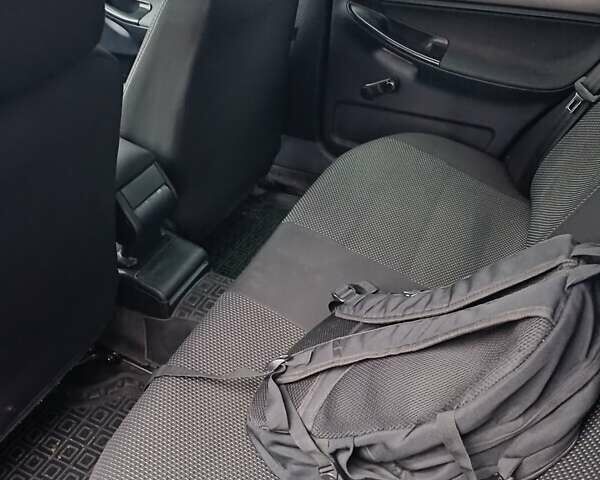 Ауди А4 1996 в Костополе на Automoto.ua Синий Ауди А4, объемом двигателя 1.78 л и пробегом 300 тыс. км за 3300 $, фото 25 на Automoto.ua