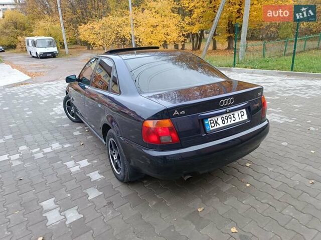 Ауди А4 1996 в Костополе на Automoto.ua Синий Ауди А4, объемом двигателя 1.78 л и пробегом 300 тыс. км за 3300 $, фото 4 на Automoto.ua