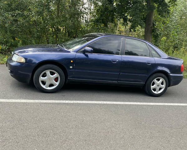 Синий Ауди А4, объемом двигателя 1.8 л и пробегом 430 тыс. км за 2900 $, фото 6 на Automoto.ua