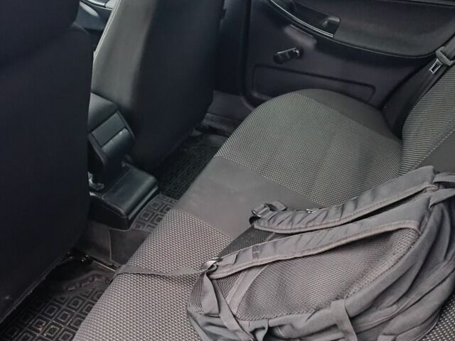 Ауді А4 1996 у Костополе на Automoto.ua Синій Ауді А4, об'ємом двигуна 1.8 л та пробігом 300 тис. км за 3300 $, фото 4 на Automoto.ua