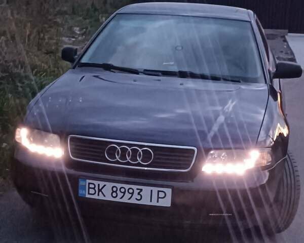 Ауди А4 1996 в Костополе на Automoto.ua Синий Ауди А4, объемом двигателя 1.78 л и пробегом 300 тыс. км за 3300 $, фото 11 на Automoto.ua