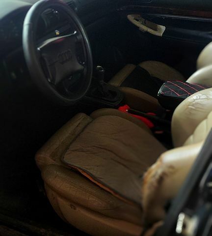 Синій Ауді А4, об'ємом двигуна 1.6 л та пробігом 400 тис. км за 1420 $, фото 3 на Automoto.ua