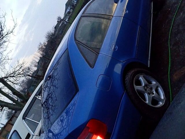 Синий Ауди А4, объемом двигателя 1.8 л и пробегом 0 тыс. км за 1500 $, фото 2 на Automoto.ua