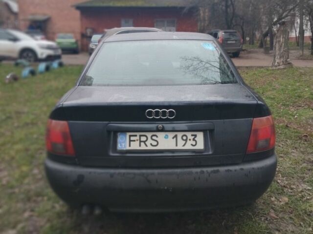 Синий Ауди А4, объемом двигателя 1.9 л и пробегом 290 тыс. км за 1775 $, фото 2 на Automoto.ua