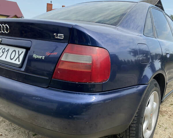 Синий Ауди А4, объемом двигателя 1.8 л и пробегом 430 тыс. км за 2900 $, фото 19 на Automoto.ua