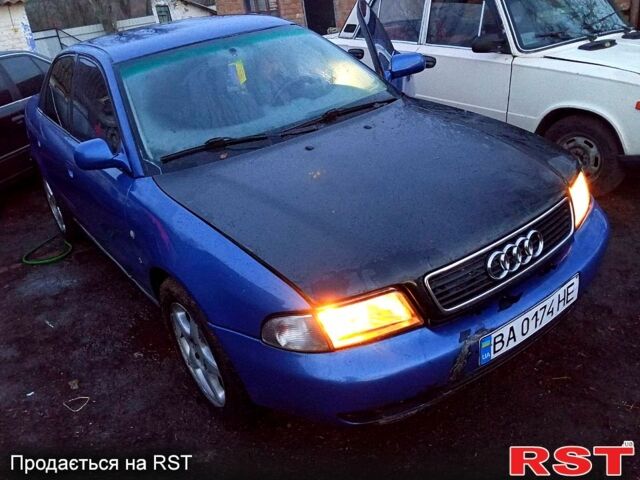 Синий Ауди А4, объемом двигателя 1.8 л и пробегом 0 тыс. км за 1500 $, фото 6 на Automoto.ua