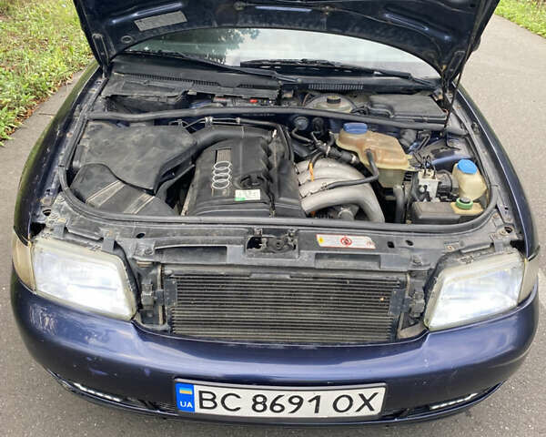 Синий Ауди А4, объемом двигателя 1.8 л и пробегом 430 тыс. км за 2900 $, фото 23 на Automoto.ua