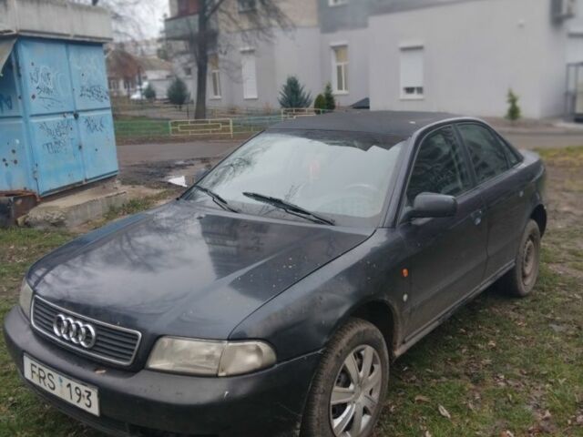 Синий Ауди А4, объемом двигателя 1.9 л и пробегом 290 тыс. км за 1775 $, фото 3 на Automoto.ua