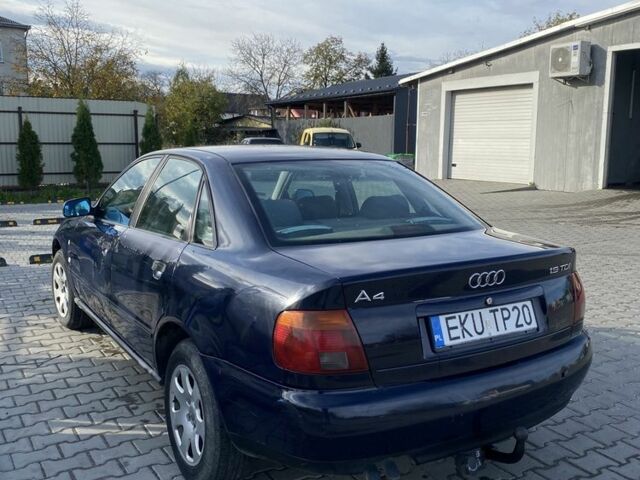 Синій Ауді А4, об'ємом двигуна 1.9 л та пробігом 280 тис. км за 1590 $, фото 1 на Automoto.ua
