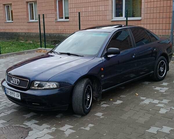 Ауди А4 1996 в Костополе на Automoto.ua Синий Ауди А4, объемом двигателя 1.78 л и пробегом 300 тыс. км за 3300 $, фото 18 на Automoto.ua