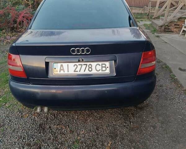 Синий Ауди А4, объемом двигателя 1.9 л и пробегом 233 тыс. км за 3800 $, фото 5 на Automoto.ua