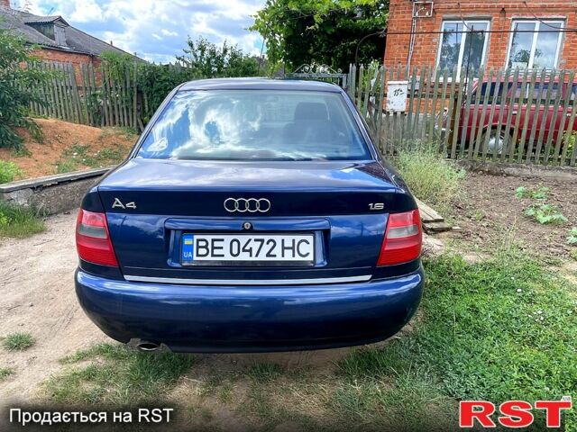 Синий Ауди А4, объемом двигателя 1.6 л и пробегом 0 тыс. км за 3000 $, фото 2 на Automoto.ua