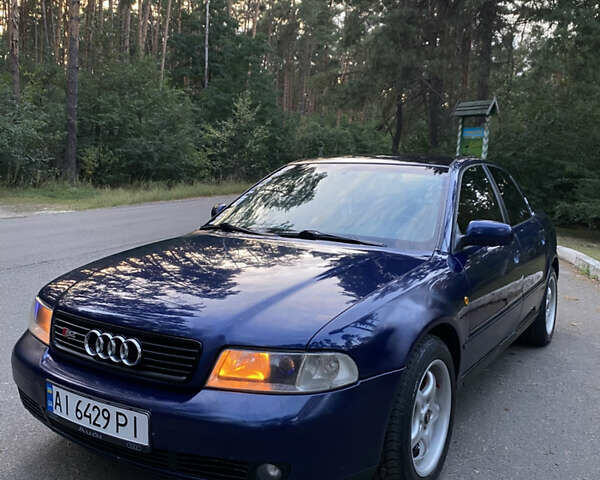 Синий Ауди А4, объемом двигателя 1.8 л и пробегом 400 тыс. км за 4300 $, фото 2 на Automoto.ua