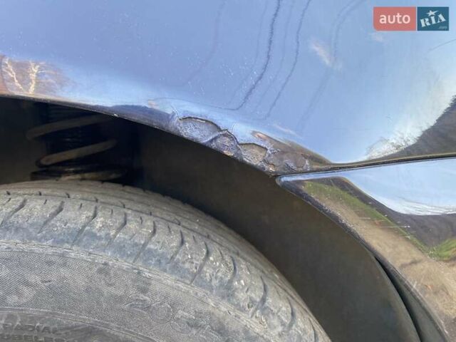 Синій Ауді А4, об'ємом двигуна 1.6 л та пробігом 367 тис. км за 3200 $, фото 15 на Automoto.ua