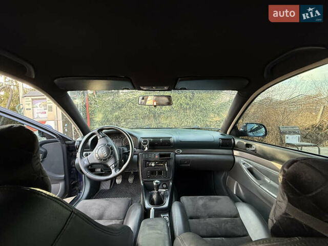 Синий Ауди А4, объемом двигателя 1.8 л и пробегом 350 тыс. км за 5000 $, фото 3 на Automoto.ua