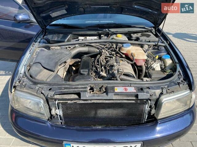 Синий Ауди А4, объемом двигателя 1.6 л и пробегом 280 тыс. км за 3700 $, фото 8 на Automoto.ua
