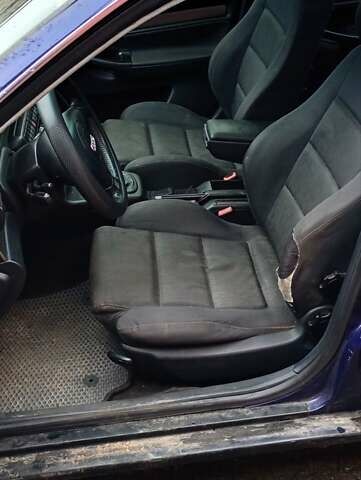 Синий Ауди А4, объемом двигателя 2.5 л и пробегом 390 тыс. км за 2500 $, фото 9 на Automoto.ua
