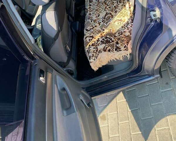 Синий Ауди А4, объемом двигателя 1.6 л и пробегом 280 тыс. км за 3700 $, фото 2 на Automoto.ua