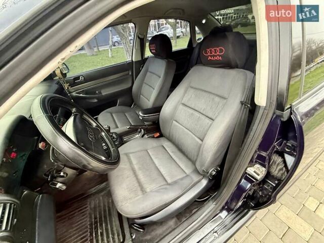 Синий Ауди А4, объемом двигателя 1.8 л и пробегом 321 тыс. км за 3400 $, фото 35 на Automoto.ua