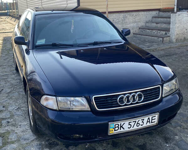 Синій Ауді А4, об'ємом двигуна 1.6 л та пробігом 36 тис. км за 3000 $, фото 5 на Automoto.ua