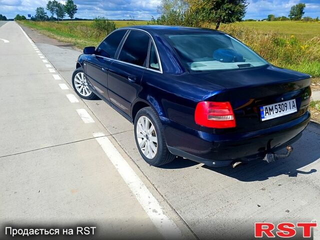 Синій Ауді А4, об'ємом двигуна 1.8 л та пробігом 348 тис. км за 4500 $, фото 5 на Automoto.ua