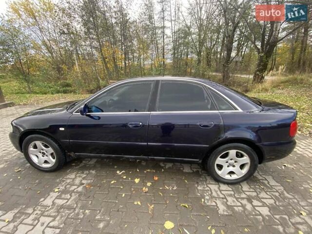 Синий Ауди А4, объемом двигателя 1.78 л и пробегом 404 тыс. км за 3350 $, фото 4 на Automoto.ua