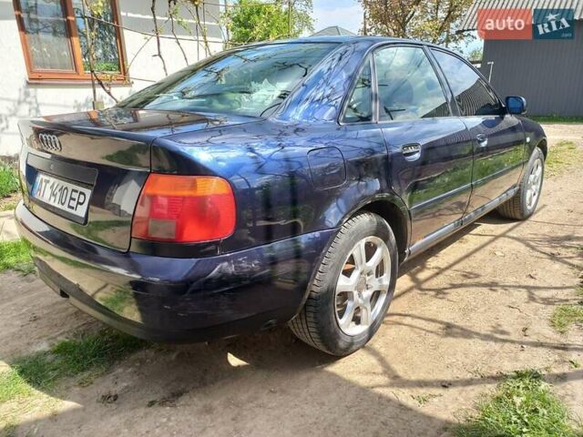 Синий Ауди А4, объемом двигателя 1.8 л и пробегом 472 тыс. км за 3100 $, фото 4 на Automoto.ua