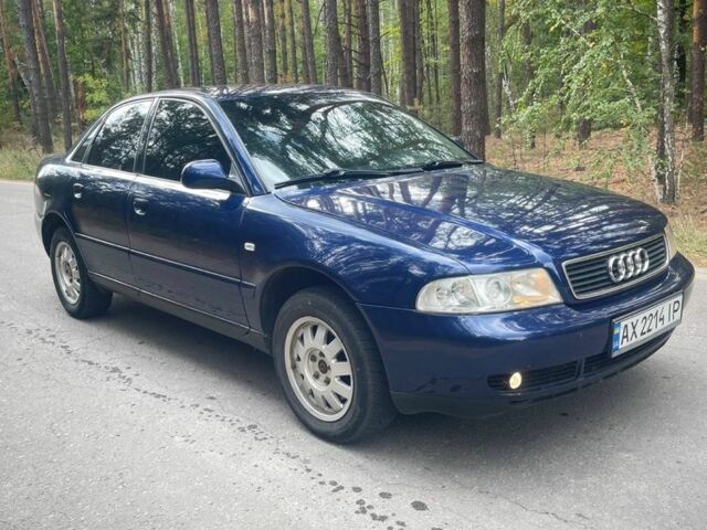 Синий Ауди А4, объемом двигателя 1.9 л и пробегом 260 тыс. км за 3900 $, фото 2 на Automoto.ua