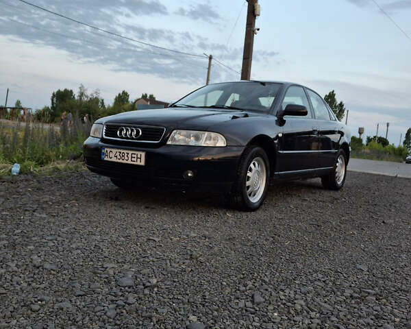 Синий Ауди А4, объемом двигателя 1.6 л и пробегом 218 тыс. км за 3850 $, фото 7 на Automoto.ua