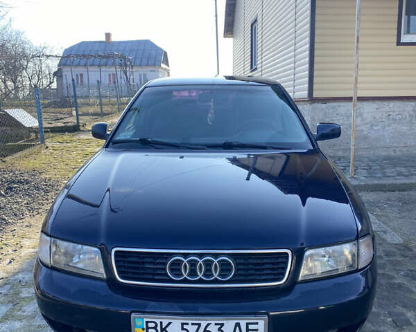 Синій Ауді А4, об'ємом двигуна 1.6 л та пробігом 36 тис. км за 3000 $, фото 8 на Automoto.ua