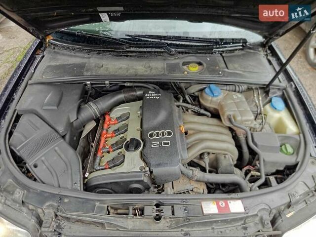 Синий Ауди А4, объемом двигателя 2 л и пробегом 245 тыс. км за 4800 $, фото 5 на Automoto.ua