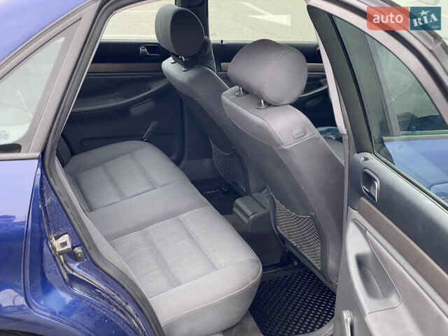 Синий Ауди А4, объемом двигателя 1.8 л и пробегом 167 тыс. км за 5200 $, фото 14 на Automoto.ua