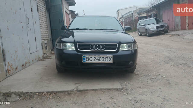 Синий Ауди А4, объемом двигателя 1.9 л и пробегом 380 тыс. км за 3900 $, фото 2 на Automoto.ua