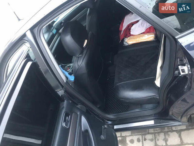 Синій Ауді А4, об'ємом двигуна 1.9 л та пробігом 370 тис. км за 3800 $, фото 11 на Automoto.ua