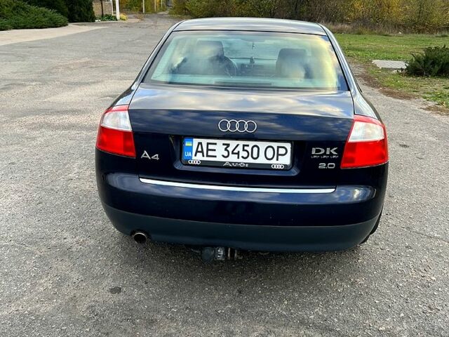 Синий Ауди А4, объемом двигателя 2 л и пробегом 220 тыс. км за 4700 $, фото 5 на Automoto.ua