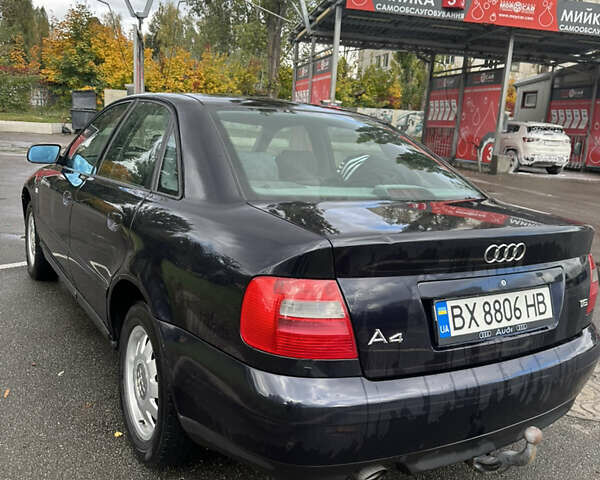 Синій Ауді А4, об'ємом двигуна 1.6 л та пробігом 343 тис. км за 3650 $, фото 4 на Automoto.ua