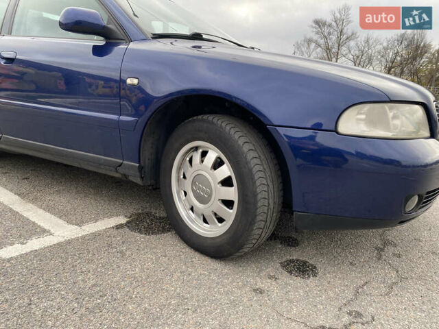 Синий Ауди А4, объемом двигателя 1.8 л и пробегом 167 тыс. км за 5200 $, фото 16 на Automoto.ua