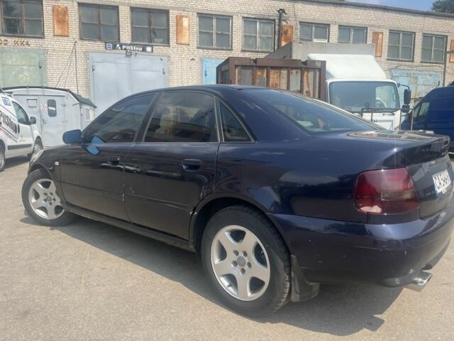 Синій Ауді А4, об'ємом двигуна 1.9 л та пробігом 503 тис. км за 3204 $, фото 3 на Automoto.ua