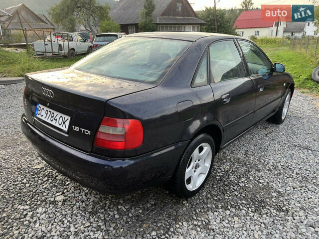 Синий Ауди А4, объемом двигателя 1.9 л и пробегом 414 тыс. км за 2500 $, фото 4 на Automoto.ua