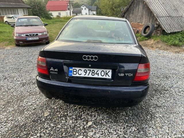 Синий Ауди А4, объемом двигателя 1.9 л и пробегом 414 тыс. км за 2500 $, фото 6 на Automoto.ua