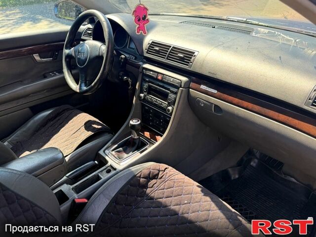 Синий Ауди А4, объемом двигателя 2.5 л и пробегом 250 тыс. км за 3500 $, фото 6 на Automoto.ua