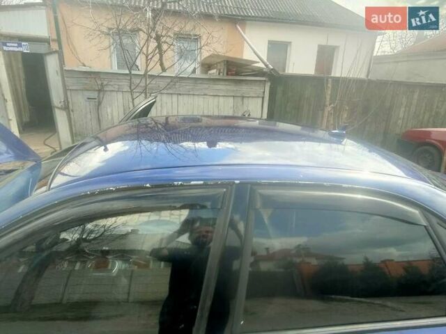 Синий Ауди А4, объемом двигателя 1.8 л и пробегом 406 тыс. км за 3000 $, фото 6 на Automoto.ua