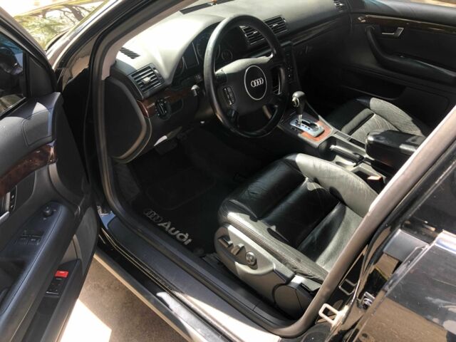 Синій Ауді А4, об'ємом двигуна 2 л та пробігом 350 тис. км за 5300 $, фото 17 на Automoto.ua