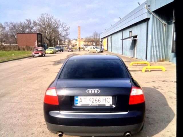 Синий Ауди А4, объемом двигателя 1.8 л и пробегом 290 тыс. км за 5400 $, фото 2 на Automoto.ua