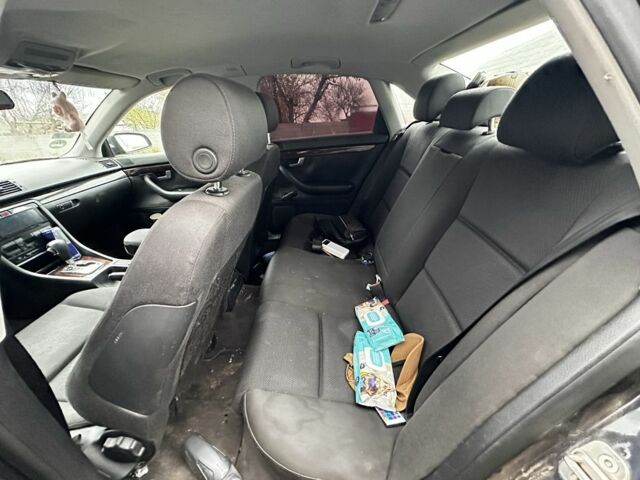 Синий Ауди А4, объемом двигателя 2 л и пробегом 317 тыс. км за 2604 $, фото 1 на Automoto.ua