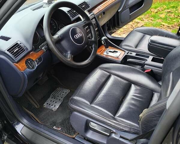 Синий Ауди А4, объемом двигателя 1.8 л и пробегом 520 тыс. км за 5400 $, фото 4 на Automoto.ua